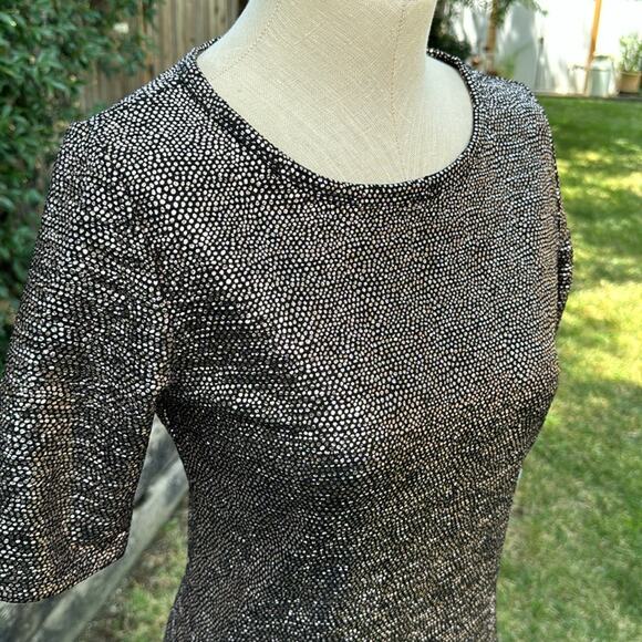 NWT Lularoe Gold Label Short Sleeve Black and Gold Polka Dots Gigi Top Size S - Picture 2 of 9